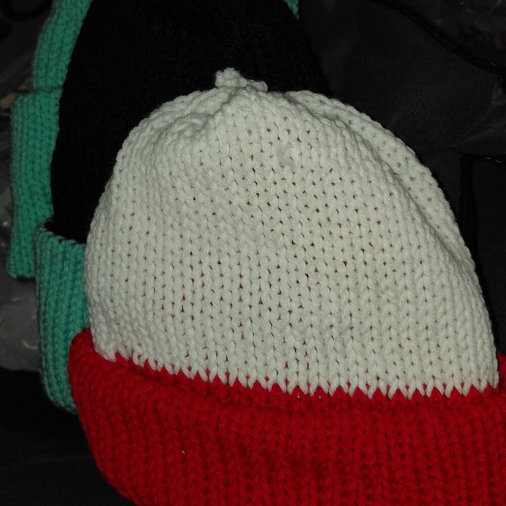 Reversible 2 color hat